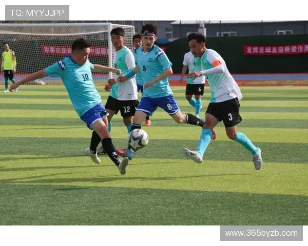 365足球真人国际平台保证每一场比赛都是真实赛事带来专业的足球真人直播 365足球真人国际平台保证每一场比赛都是真实赛事带来专业的足球真人直播